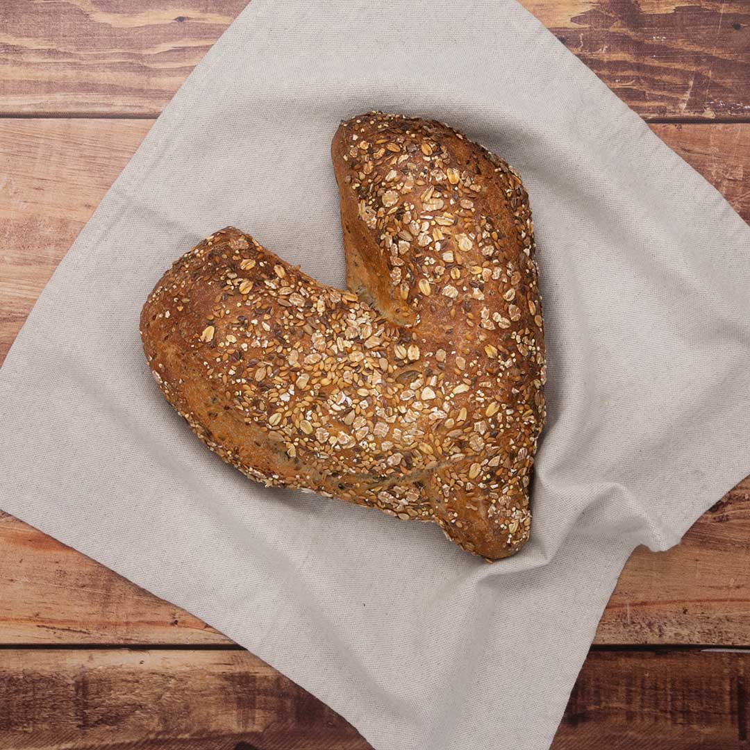 Cœur quinoa pain farine de blé sésame pavot courge tournesol flocon d'avoine quinoa boulangerie pâtisserie Lafitau Brignoles 83