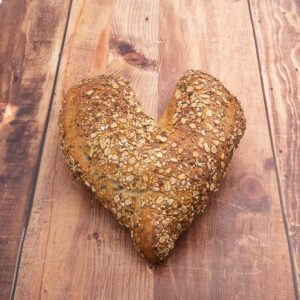 Cœur quinoa pain farine de blé sésame pavot courge tournesol flocon d'avoine quinoa boulangerie pâtisserie Lafitau Brignoles 83