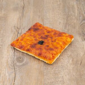 Pizza fromage pause salée emmenthal emmenthal rapé sauce tomates pâte à pizza boulangerie pâtisserie Lafitau Brignoles 83