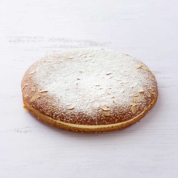 Tropézienne pâtisserie à partager brioche moelleuse crème pâtissière diplomate au Grand-Marnier boulangerie pâtisserie Lafitau Brignoles 83