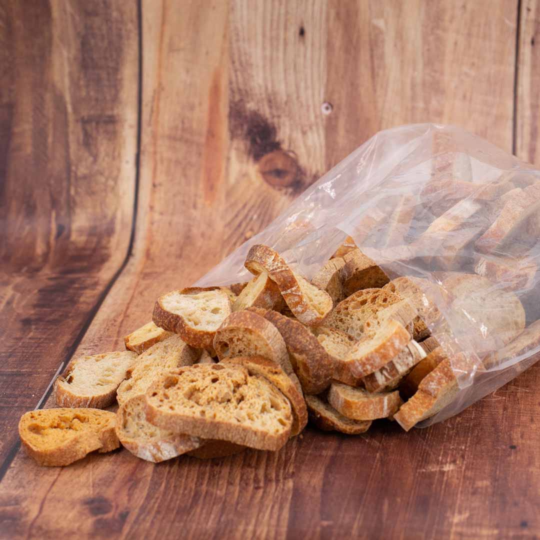 Croutons : ce pain est à base de farine de blé boulangerie pâtisserie Lafitau Brignoles 83