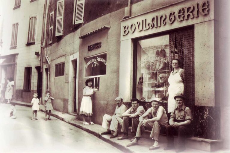 lafitau notre histoire 1950 lancement de notre boulangerie en famille jean et roger - boulangerie patisserie lafitau brignoles