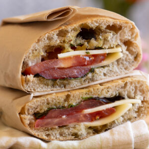 Sandwich soleil olive - boulangerie pâtisserie Lafitau Brignoles 83